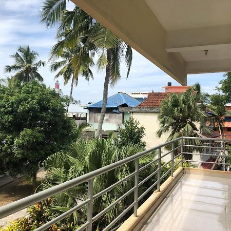 Sandy Beach Hotel Thiruvananthapuram Zewnętrze zdjęcie