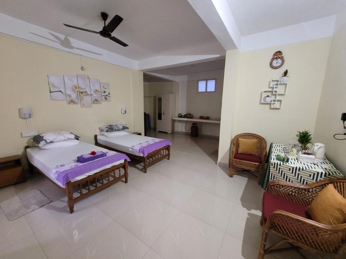 Sandy Beach Hotel Thiruvananthapuram Zewnętrze zdjęcie