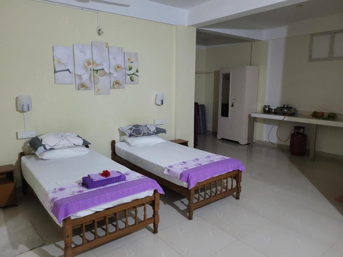 Sandy Beach Hotel Thiruvananthapuram Zewnętrze zdjęcie